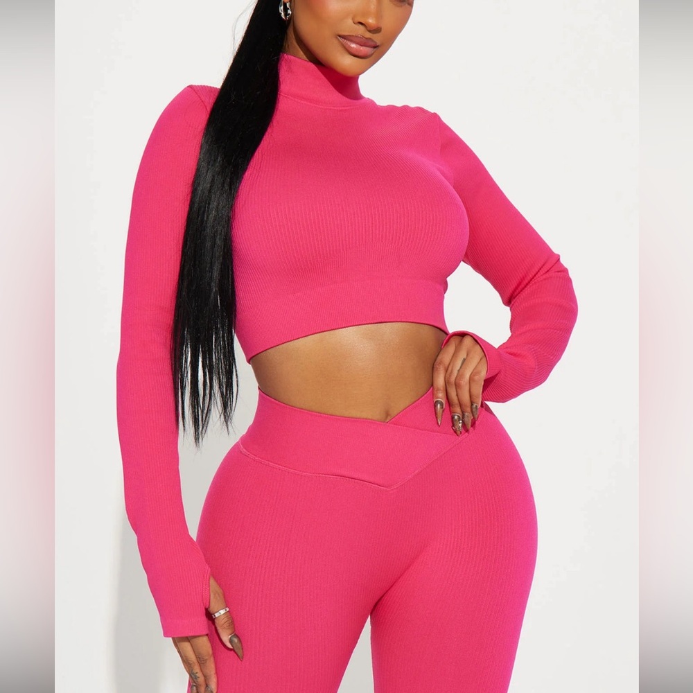 Fuchsia pink stretch top